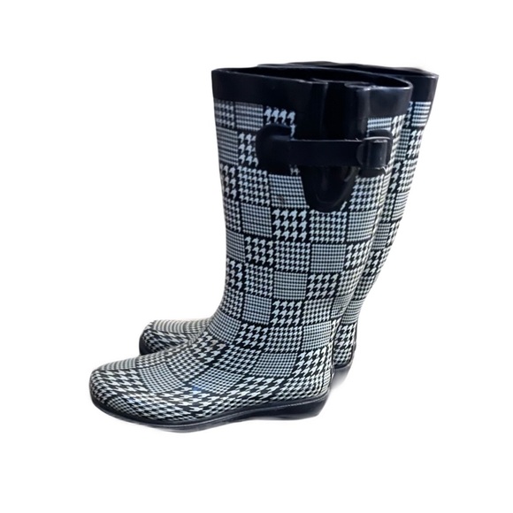 Stylish houndstooth & check Black and White Women's knee high Rain Boots Size 8 - Picture 1 of 5